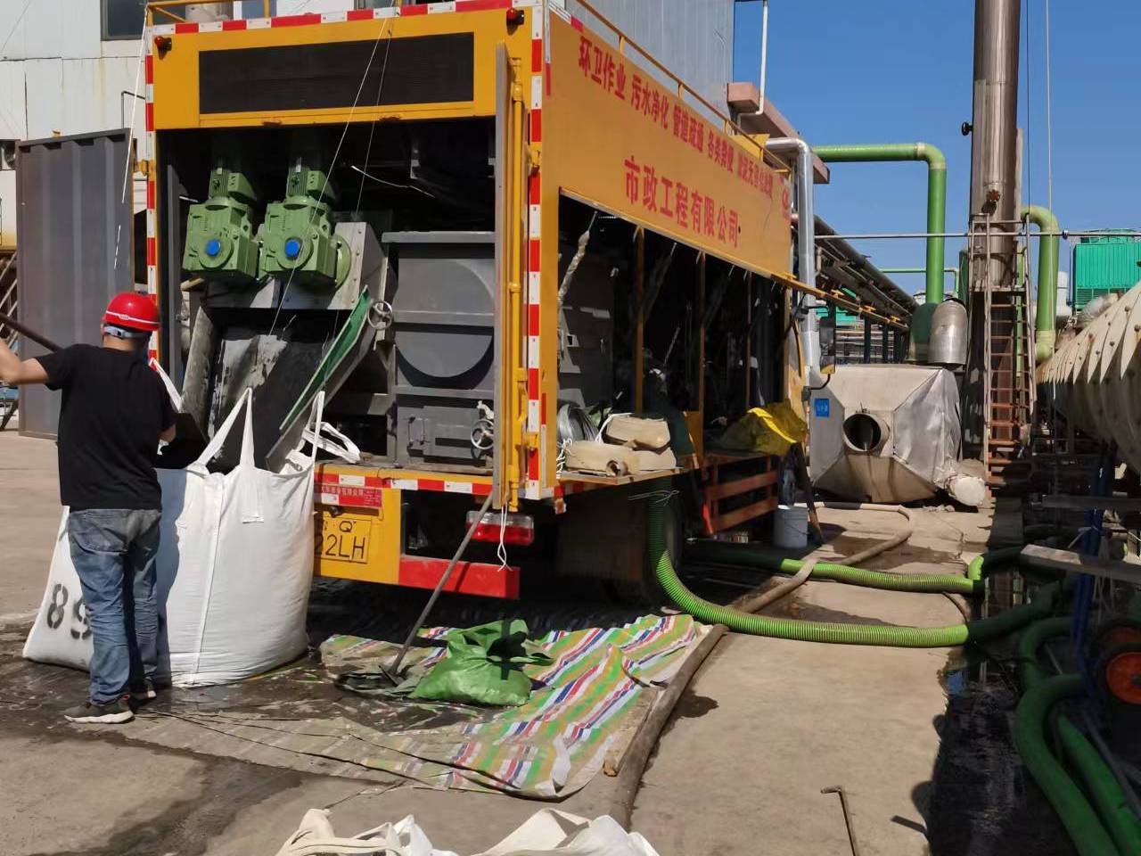 昌乐淤泥压干处理